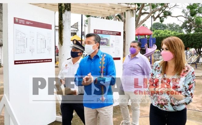 Encabeza Rutilio Escandón entrega de donación del predio de la Subestación de Bomberos de Tapachula
