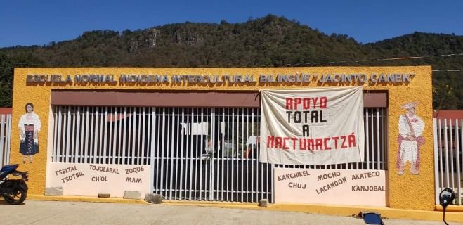 Normalistas de la Jacinto Canek se manifiestan en apoyo de la Mactumactzá 