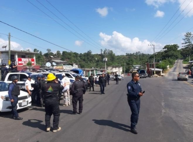 REALIZAN OPERATIVO EN LA CARRETERA OCOSINGO-YAJALÓN-CHILÓN