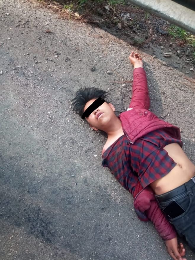 Motociclista se accidenta por conducir en exceso de velocidad