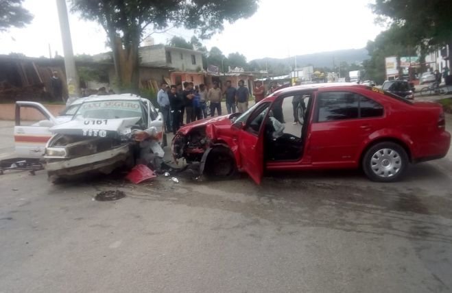 Un lesionado y p&eacute;rdidas materiales deja accidente de tr&aacute;nsito
