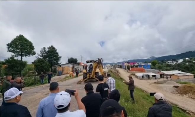Retiran topes en la carretera San Cristóbal–Teopisca