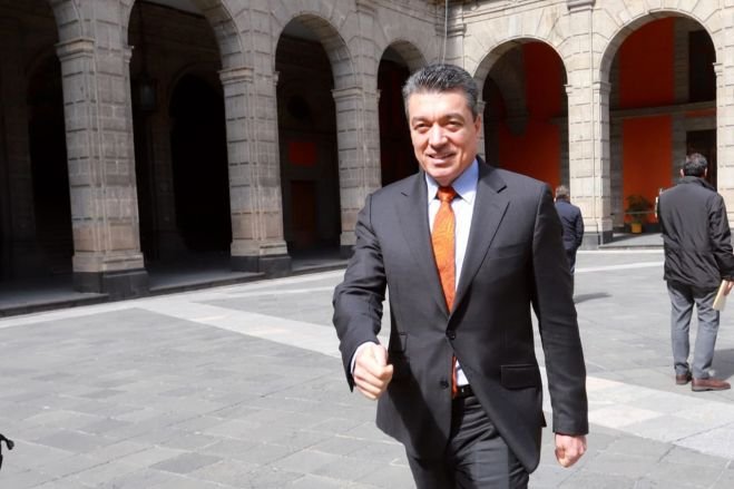 Participa Rutilio Escand&oacute;n en mesa de trabajo con el magisterio, encabezada por el presidente AMLO