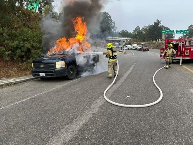 Escases de gasolina, limita movilidad de bomberos en SCLC