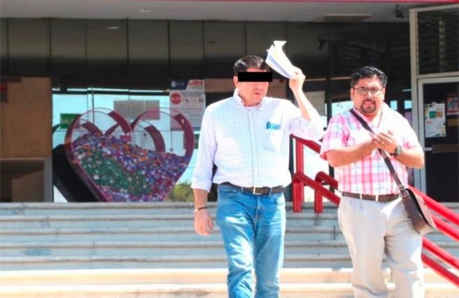 Declara exadministrador de Hospital General de Pichucalco ante Fiscal&iacute;a General