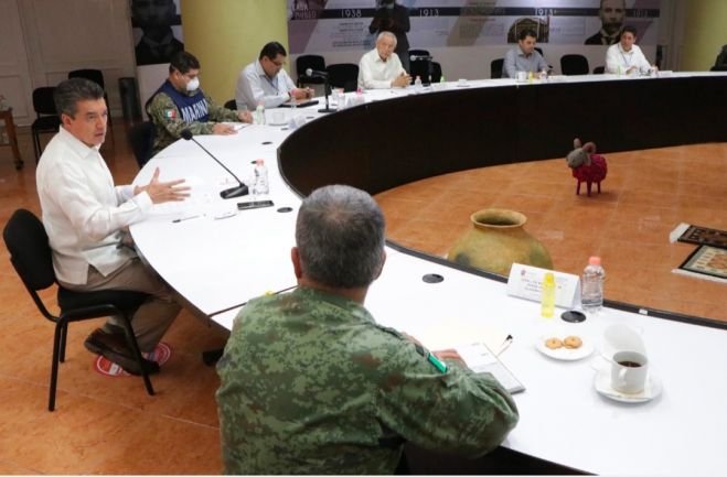 PIDE RUTILIO ESCANDÓN CUIDARSE CON MAYOR ESMERO PARA EVITAR REBROTES DE COVID-19 EN CHIAPAS