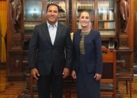 Claudia Sheinbaum, Eduardo Ram&iacute;rez y magisterio logran grandes acuerdos