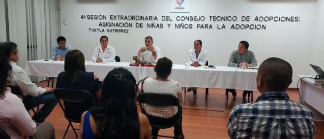 A trav&eacute;s de la adopci&oacute;n, DIF Chiapas logra consolidar nuevas familias
