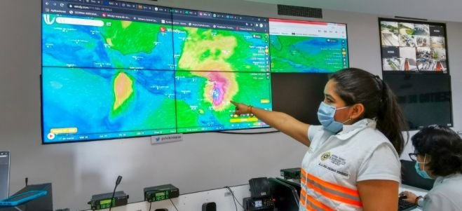CONTINÚA SEGUIMIENTO METEOROLÓGICO Y ATENCIÓN A LA POBLACIÓN, ANTE PASO DE FRENTE FRÍO 13
