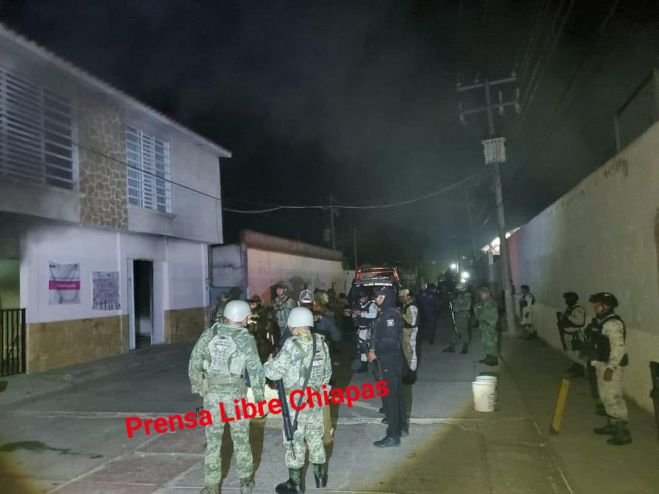 Incendian Consejo Municipal del IEPC en Chicomuselo