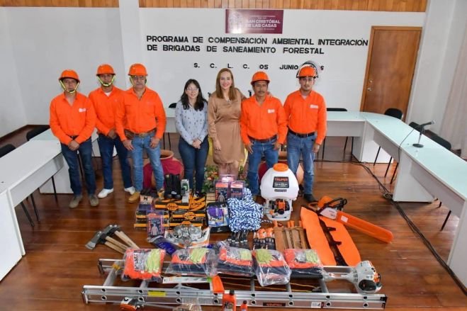 Fabiola Ricci fortalece la protección de los bosques con entrega de equipo para brigadas de saneamiento forestal