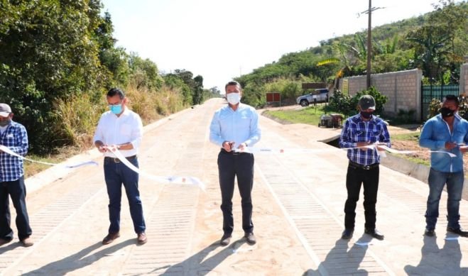 REHABILITACIÓN DE CAMINOS MEJORA TRASLADOS Y FORTALECE LA SEGURIDAD: RUTILIO ESCANDÓN