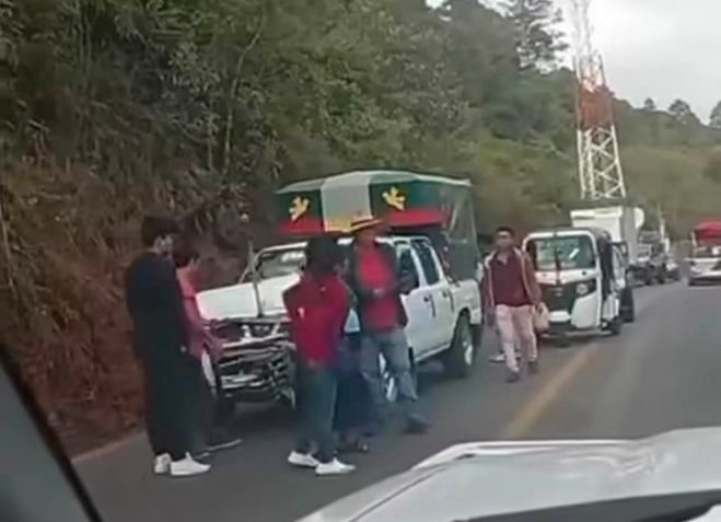 Fuerte choque en el tramo Ocosingo–Oxchuc