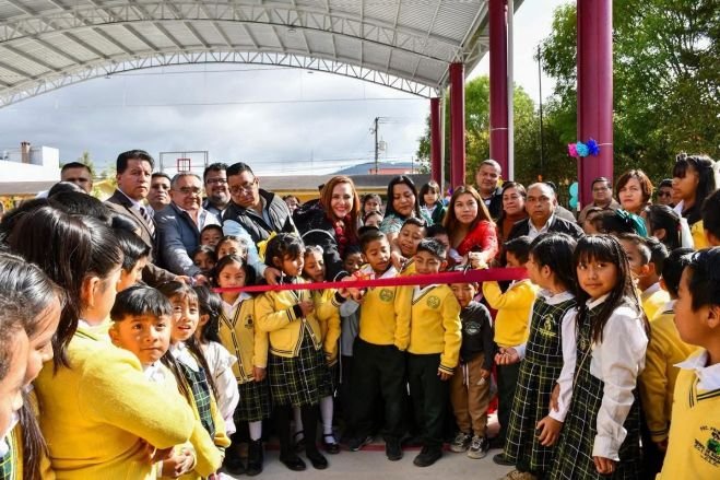 Inauguran domo escolar en primaria Héroes de Nacozari