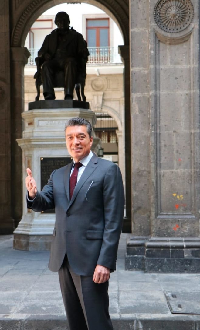 SUMA DE ESFUERZOS HA PERMITIDO RECUPERAR M&Aacute;S DE 39 MIL HECT&Aacute;REAS INVADIDAS: RUTILIO ESCAND&Oacute;N