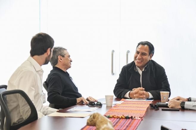 Eduardo Ram&iacute;rez se re&uacute;ne con integrantes del Consejo del Grupo San Francisco de As&iacute;s