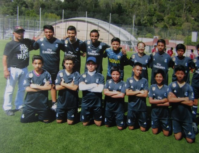 SAN ANTONIO DERROTÓ AL MÁNCHESTER