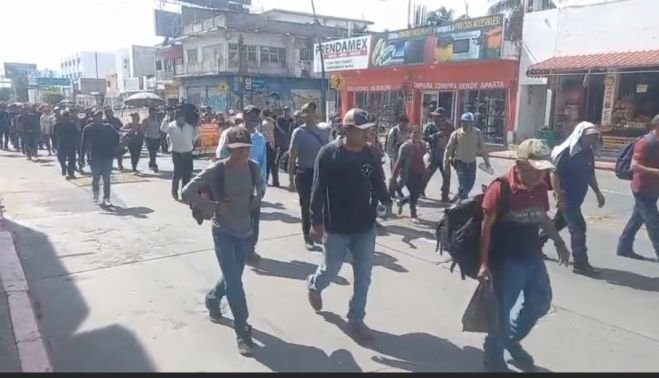 Marchan en Tuxtla Gutiérrez para exigir diálogo y cumplimiento de acuerdos