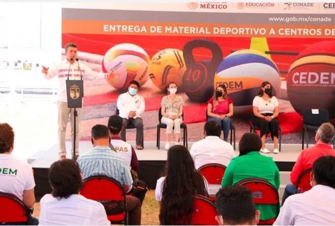 CON INVERSIÓN SUPERIOR A 16 MDP, ENTREGAN EQUIPAMIENTO A 876 CENTROS DEPORTIVOS DE CHIAPAS