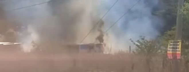 Se incendian dos camiones en la carretera Teopisca–San Cristóbal