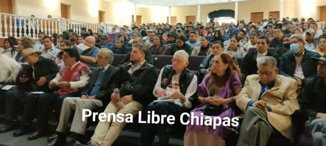 Realizan homenaje a la vida y obra de Erasto Urbina