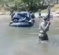 TRAFICANTES DE GUATEMALA SE ENFRENTAN CON MARINOS EN EL R&Iacute;O SUCHIATE