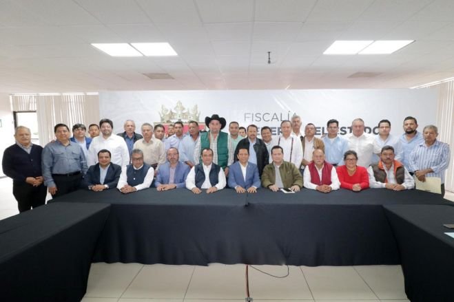 Hoy como nunca las y los chiapanecos tenemos una Fiscal&iacute;a que hace cumplir la ley: Jorge Llaven