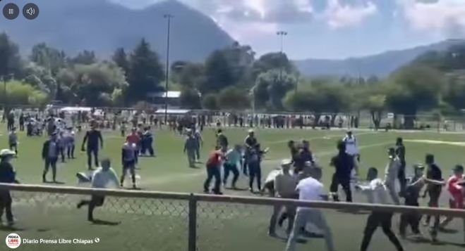 Partido de fútbol infantil termina en zafarrancho en canchas del Sedem