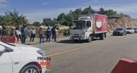 Maestros del CCL realizan boteo en el km 46 para apoyar plant&oacute;n en CDMX