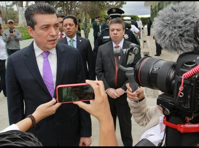 Todas y todos debemos gozar de libertad de expresi&oacute;n: Rutilio Escand&oacute;n