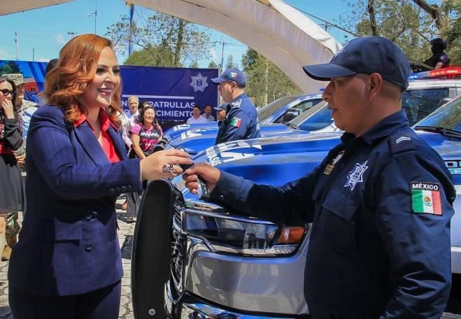 San Cristóbal fortalece su seguridad con nuevas patrullas, uniformes y aumento salarial a la Policía 