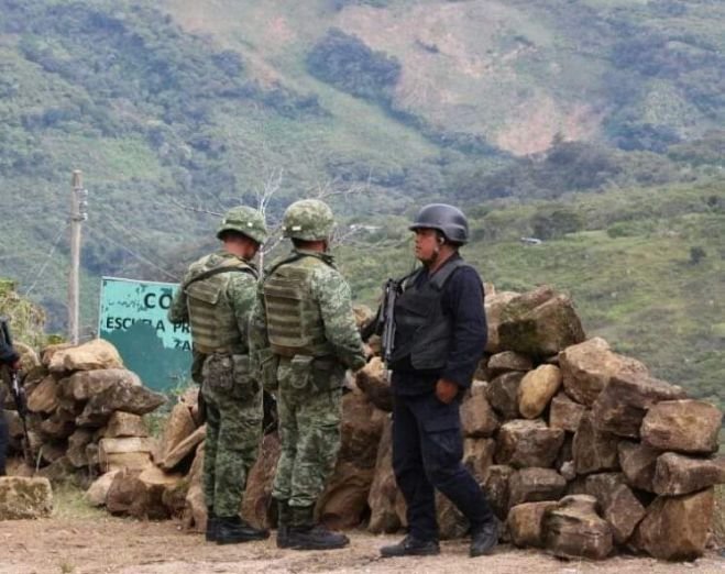 La militarización no resuelve la crisis humanitaria por desplazamiento: Frayba