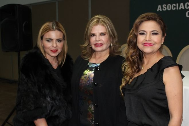 Nombran a nueva presidenta de AMEXME capítulo San Cristóbal