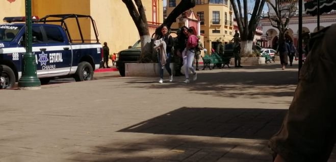 Realizan "operaci&oacute;n mochila" en escuelas de San Crist&oacute;bal