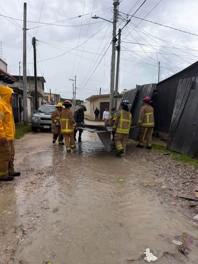 Atienden en tiempo y forma contingencia por downburst en San Cristóbal