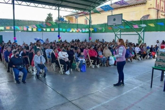 Impulsan reconocimiento y apoyo a mujeres en San Felipe Ecatepec