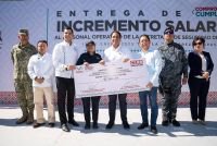 Constata Eduardo Ram&iacute;rez incremento salarial a polic&iacute;as y reafirma compromiso con la seguridad de Chiapas