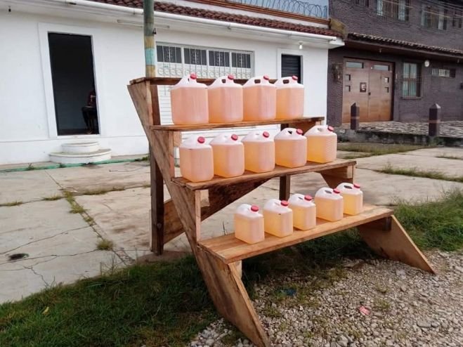 Prohíben venta ilegal de combustible en la zona norte de San Cristóbal