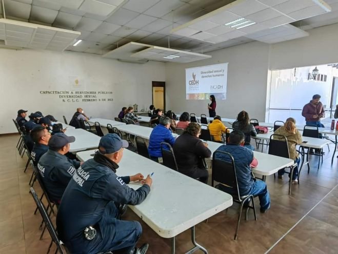 LA COMISIÓN DE DERECHOS HUMANOS DEL ESTADO A TRAVÉS DE LA DEFENSORÍA MUNICIPAL DE SCLC IMPARTIÓ LA CAPACITACIÓN A SERVIDORES PÚBLICOS DEL AYUNTAMIENTO CON EL TEMA “DIVERSIDAD SEXUAL”