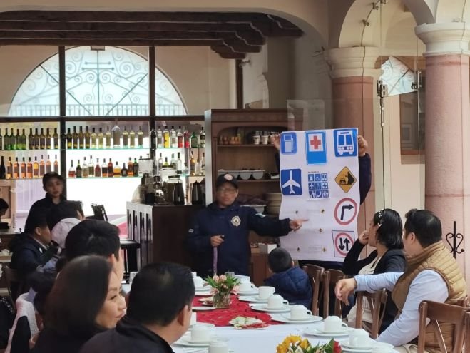 LA DIRECCIÓN DE TRÁNSITO MUNICIPAL CONTINUA BRINDANDO CAPACITACIÓN DE SEGURIDAD VIAL