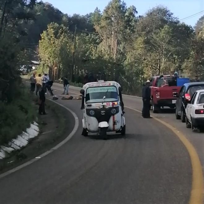 Colocan m&aacute;s topes en la carretera San Crist&oacute;bal-Palenque