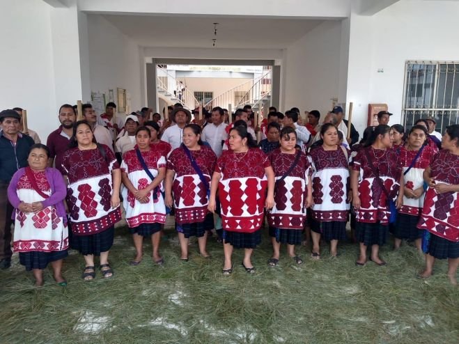 DESMIENTEN FALLÓ A FAVOR DE TRES REGIDORES DE CHALCHIHUITÁN