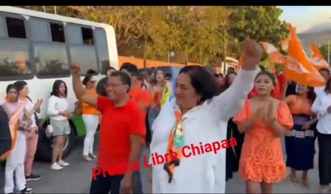 Paty Martínez  candidata de MC para la presidencia de San Cristóbal 