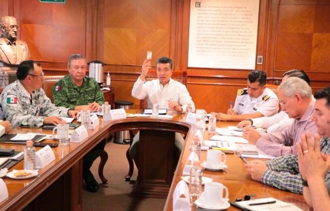 En unidad, fortalecemos la prevenci&oacute;n para garantizar salud y seguridad en Chiapas: Rutilio Escand&oacute;n