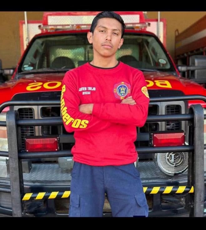 DIF Municipal brinda respaldo y acompañamiento a la familia del bombero fallecido