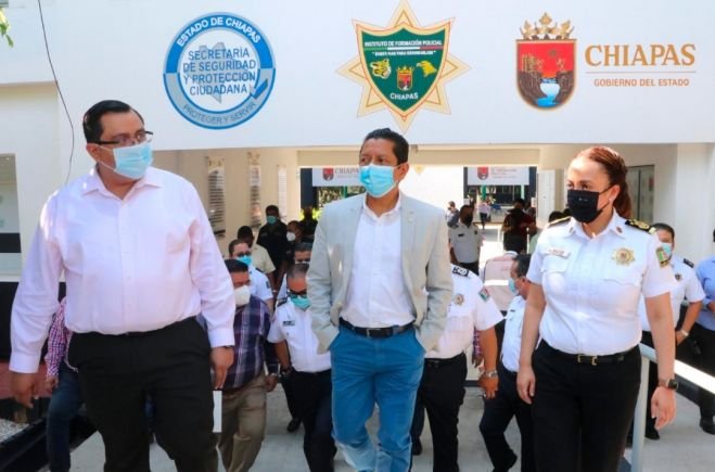 JUSTICIA SOCIAL A MUJERES POLICÍAS A TRAVÉS DE LOS PROGRAMAS FEDERALES: LLAVEN ABARCA