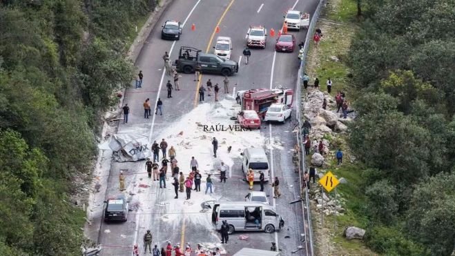 Difunden lista de lesionados por accidente en la autopista San Crist&oacute;bal&ndash;Tuxtla; reportan un fallecido