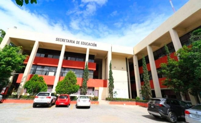 GOBIERNO DE CHIAPAS INICIÓ PAGO DE MIL 400 MDP A FAVOR DE TRABAJADORAS Y TRABAJADORES DE LA EDUCACIÓN
